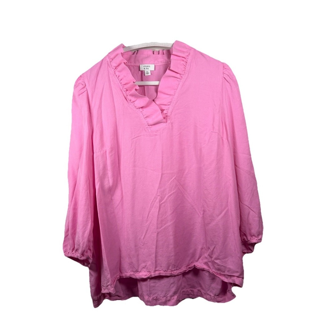 Crown & Ivy bubblegum Woman's XL pink 3/4 sleeve ruffle neck loose fit blouse